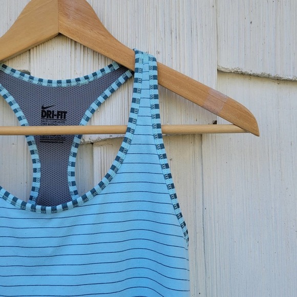Nike Dri Fit Striped Athletic Tank M - Picture 3 of 8